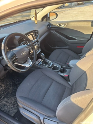 Vand Hyundai Ioniq Hybrid Motor 1.6 benzina + electric an 2019 - imagine 8