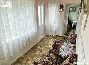 Casa de vanzare la pret de apartament - imagine 4