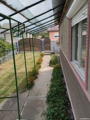 Casă de vânzare Șeica Mare la 32 km de Sibiu  trimite  email pentru telefon privat cu WhatsApp  - imagine 2