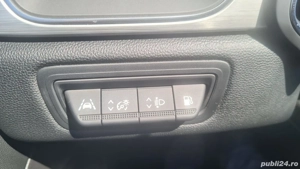 Vand Renault Captur Plug-In Hybrid 160CP garanție producător - imagine 10