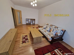 Piața Tomis 3 : Apartament două camere , 57 mp , renovat, mobilat ,complet ,centrală gaze  - imagine 2