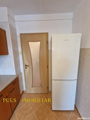 Piața Tomis 3 : Apartament două camere , 57 mp , renovat, mobilat ,complet ,centrală gaze  - imagine 6