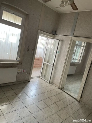 casa spatiu comercial de vazare Oltenita - imagine 2