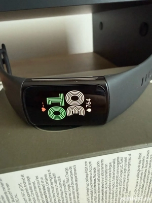 Fitbit Charge 6   ca nou, purtat de câteva ori | GPS, ECG, AMOLED