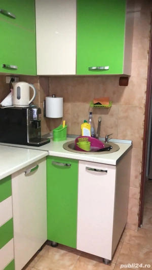 vând apartament 4 camere motru