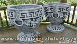 Vază ornament versace cu picior, gri patinat, model V8. - imagine 2