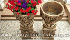 Set socluri cu vaze, arămiu patinat, model S27-V8 - imagine 3