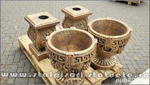 Set socluri cu vaze, arămiu patinat, model S27-V8 - imagine 5