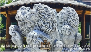 Statuetă leu mare cu blazon, gri patinat, model S1. - imagine 3