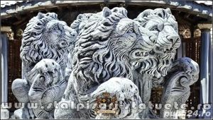 Statuetă leu mare cu blazon, gri patinat, model S1. - imagine 2