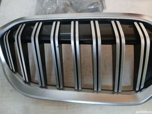Grila bara fata Bmw G20 LCi 5113192976 cu mic defect - imagine 2