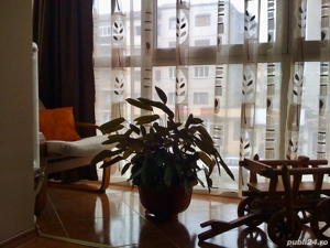 Pers. Fizica Vând apartament cu 3 camere Cetate locatie excelenta - imagine 5