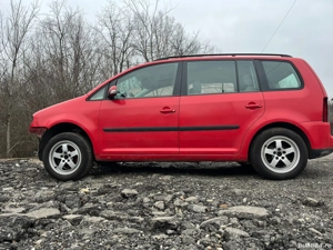 Dezmembrez Touran  - imagine 2