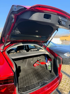 Vând Jaguar E-Pace, 4x4, 2018, preț 16.200 eur Negociabil  - imagine 6