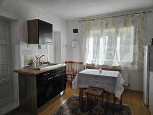 Casa spatioasa cu 4 camere, orasul Campeni - imagine 10