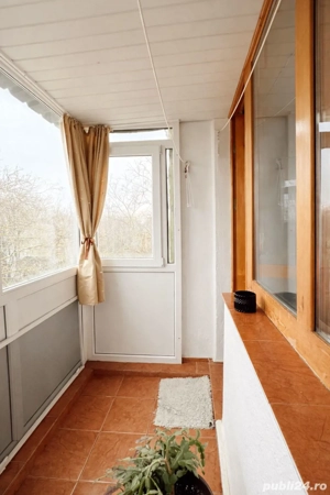 Vând  apartament 2 camere semidecomandat 