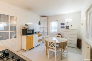 Refugiu elegant, complet mobilat, într-un cadru natural deosebit   Comarnic - imagine 8