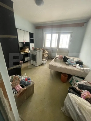 Garsoniera 24 mp, zona Bradet