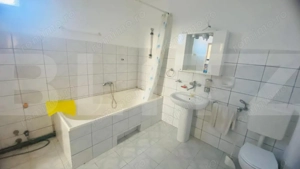 Casa Individuala artera principala Ghiroda, rezidential sau clinica / salon - imagine 6