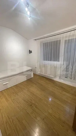 Apartament 3 camere de vânzare, decomandat, terasa ,zona centrala, Apahida