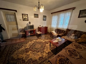 Casa cu 2 apartamente, 6 camere, teren 800 mp-ideal pensiune, centru Ocna Mures - imagine 11