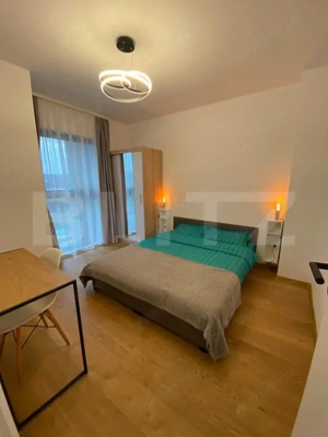 Apartament 2 camere, lux, zona Vivo