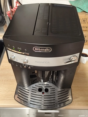 Aparat cafea DeLonghi cu boabe  - imagine 2