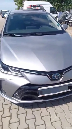 Vând Toyota Corolla Executive