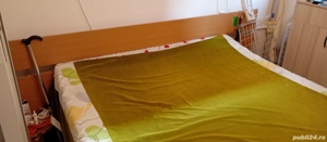 Vînd pat de dormitor dublu de mijloc