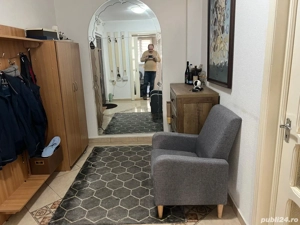 Apartament 3 camere cu boxa si garaj la subsol