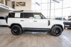 Land Rover Defender D300 3.0d 4x4 MHEV - "Hard Top" - imagine 5