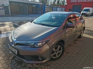 Toyota Auris Hybrid