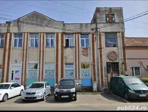 vand sau schimb demisol 