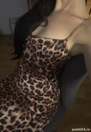 Noua in zona brunetă am si colega 