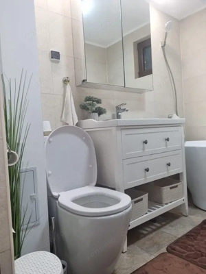 E3, etaj 2, decomandat, renovat, centrala termica - imagine 12