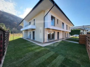 Casa cuplata, constructie noua, Parcul Poligon,  Floresti