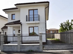 Duplex individual- zona excelenta - finalizat - curte amenajata - despartit prin camera tehnica