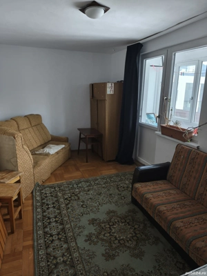 Închiriez garsoniera Piatra Neamț strada Unirii (cartier Precista) 