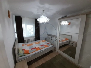 Apartament la casa , 2 camere, decomandat , strada Ghinzii - imagine 5