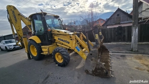Buldoexcavator Komatsu