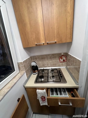 Garsonieră de închiriat aproape de metrou ! 