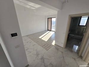 NOU. Langa ESO si Profi. Dressing. Lift.