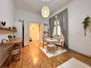 Apartament, spatios etaj 1, vedere in Piata Victoriei - imagine 7