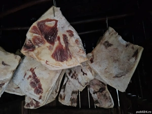 Vand slanina proaspata de porc Mangalița cu 55 lei kilogramul.