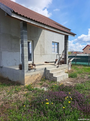 Casă semifinisată P+M în Episcopia, 3 dormitoare, 2 băi
