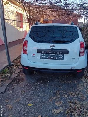 Dacia Duster 1.5 dci 4 4 110cp - imagine 4