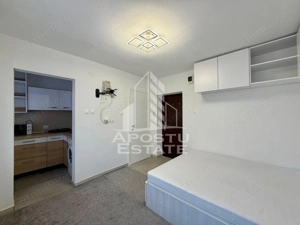 Garsoniera complet renovata, et.2, zona Lipovei