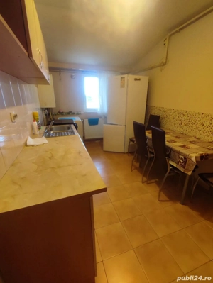 Inchiriez apartament