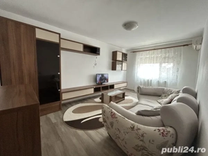 Apartament 3 camere decomandat zona Lipovei-centrala proprie