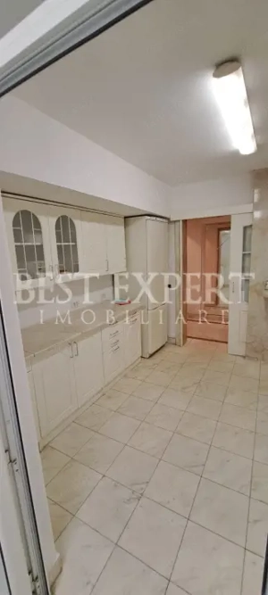 3 Camere de inchiriat DECEBAL  |  100 mp